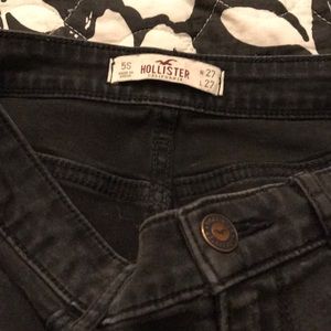 Black Hollister skinny jeans